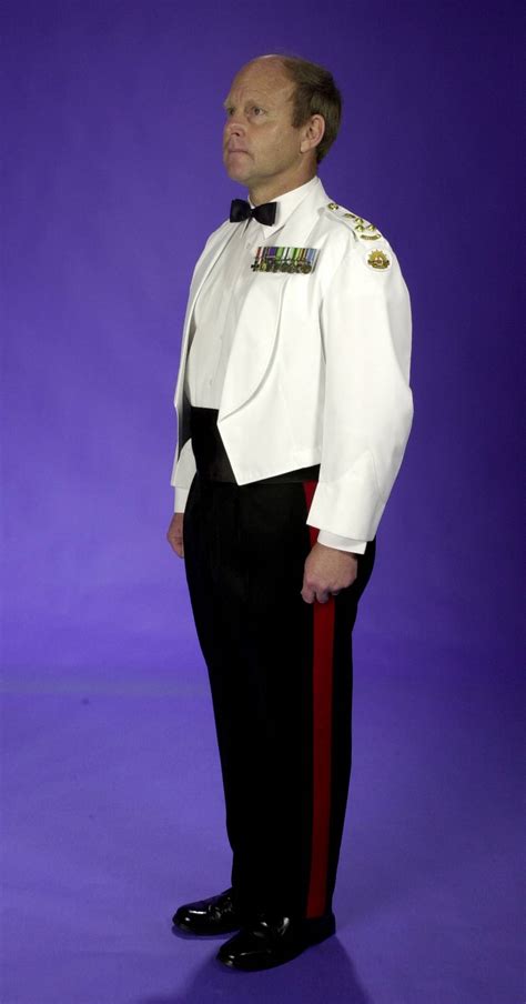 Mess Dress White Jacket (Společenská Uniforma) : Australia (AUS)