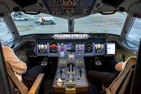 Fly More SSJ100 on Twitter: "Best office ever #superjet #fullflybywire #sidestick #aviation # ...