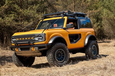 New 2021 Ford Bronco Comes With Removable Top And Can Outcrawl The Wrangler - Forbes Wheels