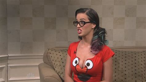 katy-perry-snl-sept-26-2010-08 | GotCeleb