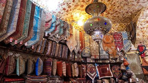 Tehran Grand Bazaar | The world's largest indoor market - Irantripedia