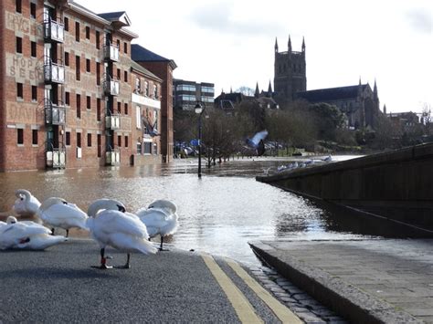 Worcester floods © Ralph Tucker :: Geograph Britain and Ireland