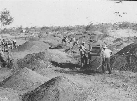 GOLD MINING AT LARKINVILLE, KALGOORLIE, W.A. - 1930s | Flickr