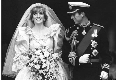 Princess Diana's Wedding Dress To Be Gifted To Prince William And ...