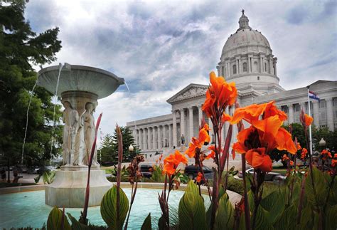 Missouri lawmakers enter final week of session