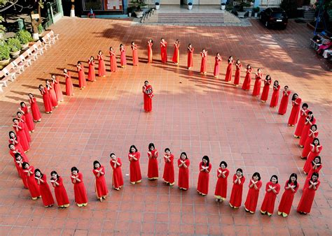 Mái trường mến yêu - The beloved school