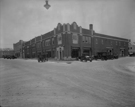 Madison Motor Car Company | Photograph | Wisconsin Historical Society