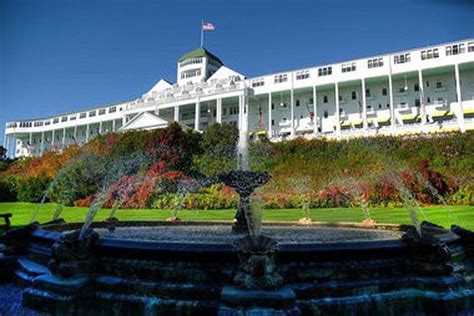 Take a virtual tour of the grounds and gardens of Mackinac Island's Grand Hotel - mlive.com