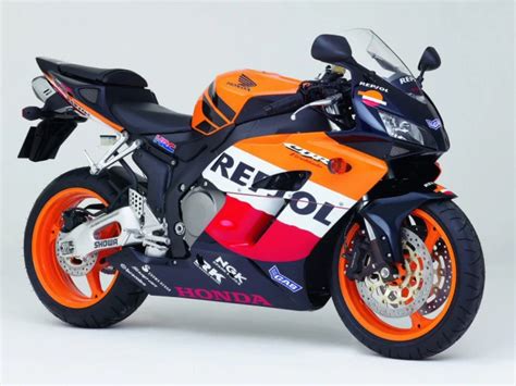 Honda CBR 1000 RR Fireblade Repsol Replica 2005 - Fiche moto