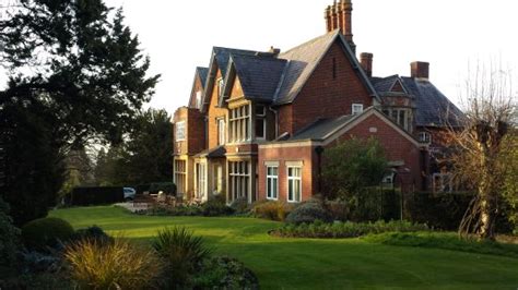 BENSLOW MUSIC - Prices & Lodge Reviews (Hitchin, England)