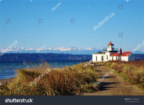 898 Discovery park seattle Images, Stock Photos & Vectors | Shutterstock