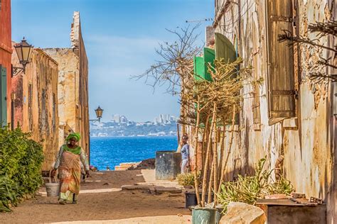 Île de Gorée, Dakar, Senegal | Cool places to visit, Places to see ...