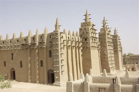 Gran Mezquita de Djenné, el edificio de ladrillos de barro más grande del mundo