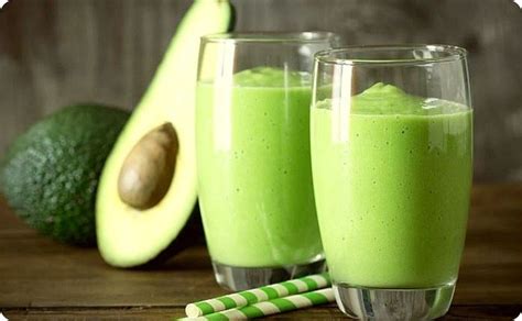 Batido de Aguacate y Leche ¡DETOX! Te quita todos los males de ayer