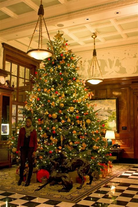 (English) Christmas feeling at The Savoy hotel – Christmas in London