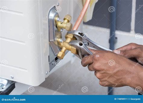 Installation of Air Conditioner, Worker Connects Copper Pipe Stock Image - Image of pressure ...