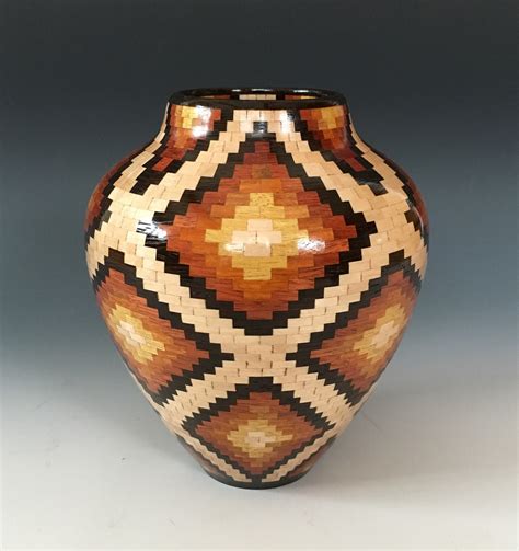 Little_Vase - Segmented Woodturning