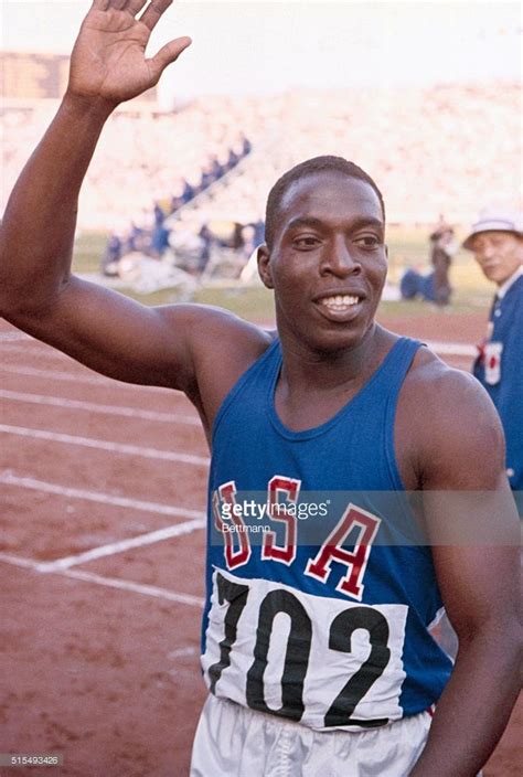 Running with Miller: Bob Hayes the fastest Human Being to ever run on ...