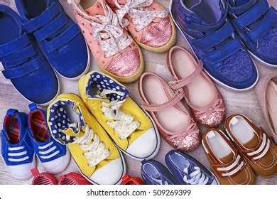 Introducir 40+ imagen children shoes - Abzlocal.mx