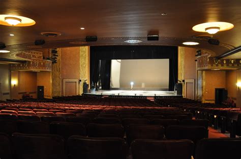 State Theatre in New Brunswick, NJ - Cinema Treasures