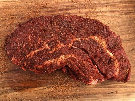 Chuck Roast vs Brisket: Know Your Cuts of Beef! – Chasing The Flames