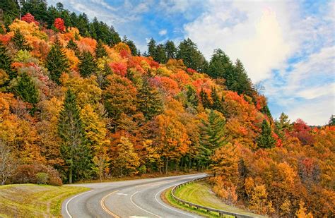 Fall Foliage In North Carolina In 2021 Will Arrive Weeks Ahead Of Time