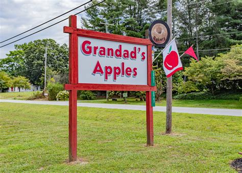 About Grandad’s — GRANDAD'S APPLES