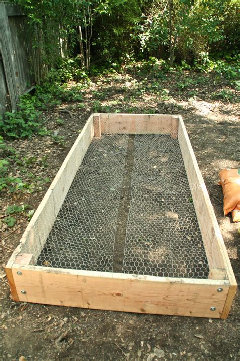 how to build a wooden raised bed planter box - dear handmade life