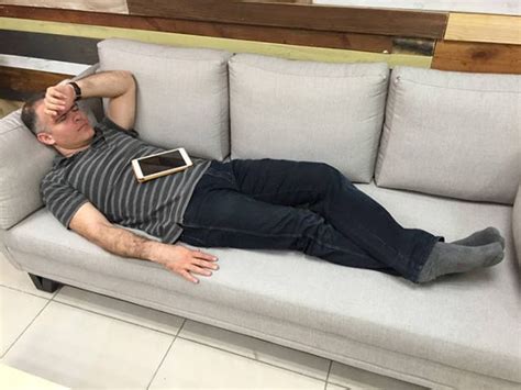 CEO Falls Asleep On The Couch And Wakes Up To Find Out He's A Meme (23 pics)