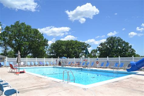 Enjoy Our St Cloud Outdoor Pool All Summer | Open 11am to 8pm