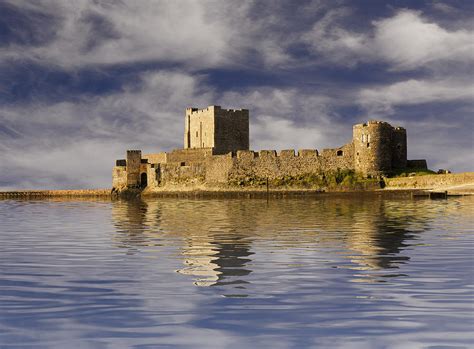 Carrickfergus Castle Photograph by Terry Cooper LRPS | Fine Art America