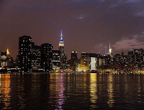 Book a Harbour Lights Cruise in New York - AttractionTix