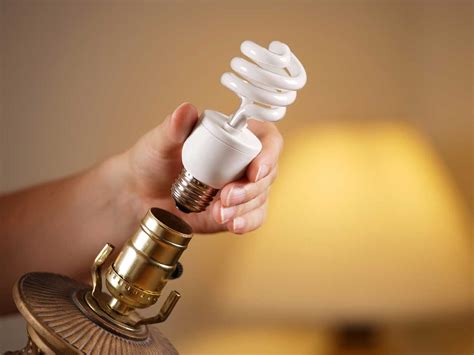 Energy-saving light bulbs safety tips - Saga