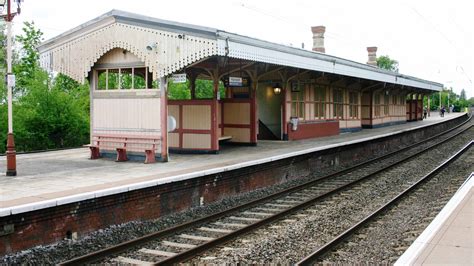 A Selection of Great Western Railway Stations - Part I - We Are Railfans