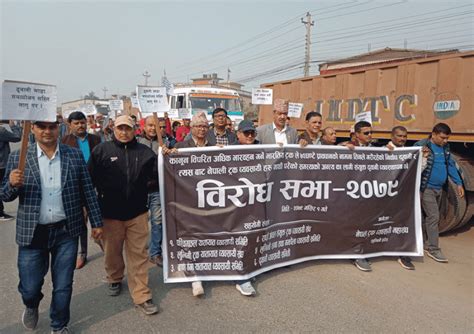 Businessmen protest overloading by Indian trucks