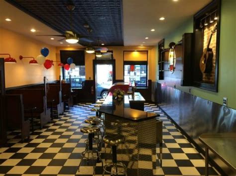 LEESBURG DINER - Restaurant Reviews, Photos & Phone Number - Tripadvisor