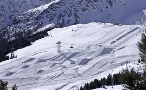 Arosa Ski Resort Guide | Skiing in Arosa | Ski Line