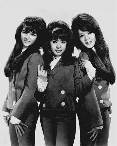 Fashion Throwback Thursdays: The Ronettes | gal-dem