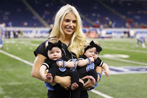 Kelly Stafford, wife of Detroit Lions quarterback, has brain tumor | Raiders/NFL | Sports