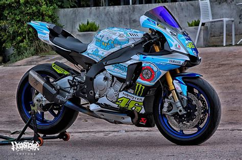 YAMAHA YZF - R1M DESIGNED BY HUGSTICKER CUSTOM | Xe máy yamaha, Siêu xe ...