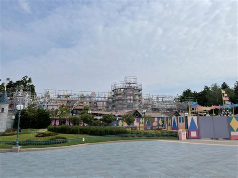 Rénovation de ‘it’s a small world’ ! | Disneyland Paris bons plans