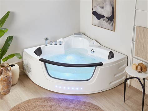 Whirlpool Corner Bath with LED 1440 x 1440 cm mm White MARTINICA | Beliani.co.uk