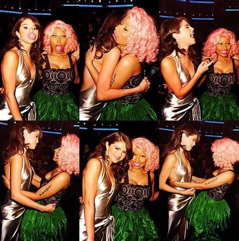 Nicki Minaj and Selena Gomez at AMAs. So cute! | Selena gomez photos ...