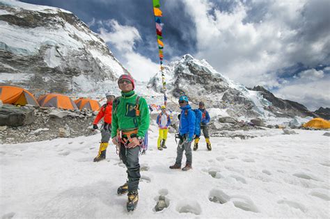 'Everest Air' Chronicles First-Of-Its-Kind Rescue Team | GearJunkie