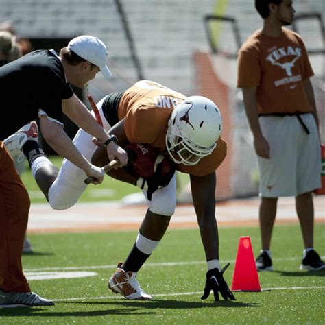 Texas vs. BYU: How Major Applewhite Can Scheme Around Kyle Van Noy ...