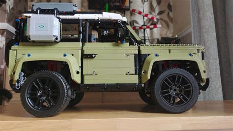 Lego Technic Land Rover Defender review | Live Science