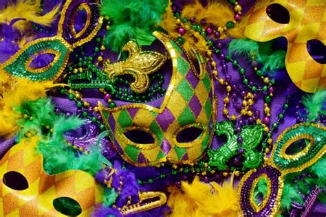 Mardi Gras - EllisSuh Blog