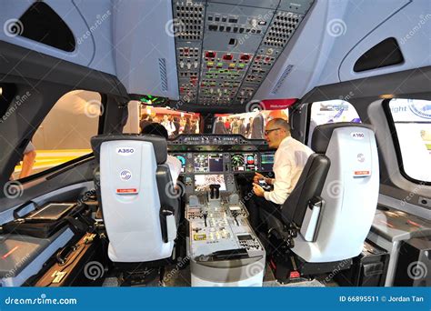 Airbus A350-900 XWB Cockpit Demonstrator Editorial Photo - Image of ...