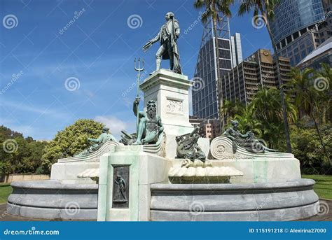 Captain Arthur Phillip Statue, Royal Botanic Garden, Sydney, Australia Editorial Image ...