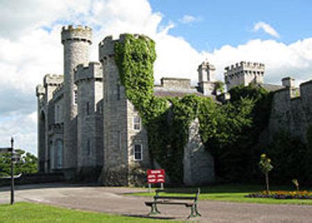 Warner Bodelwyddan Castle Hotel - North Wales West End Themed Coach Holiday